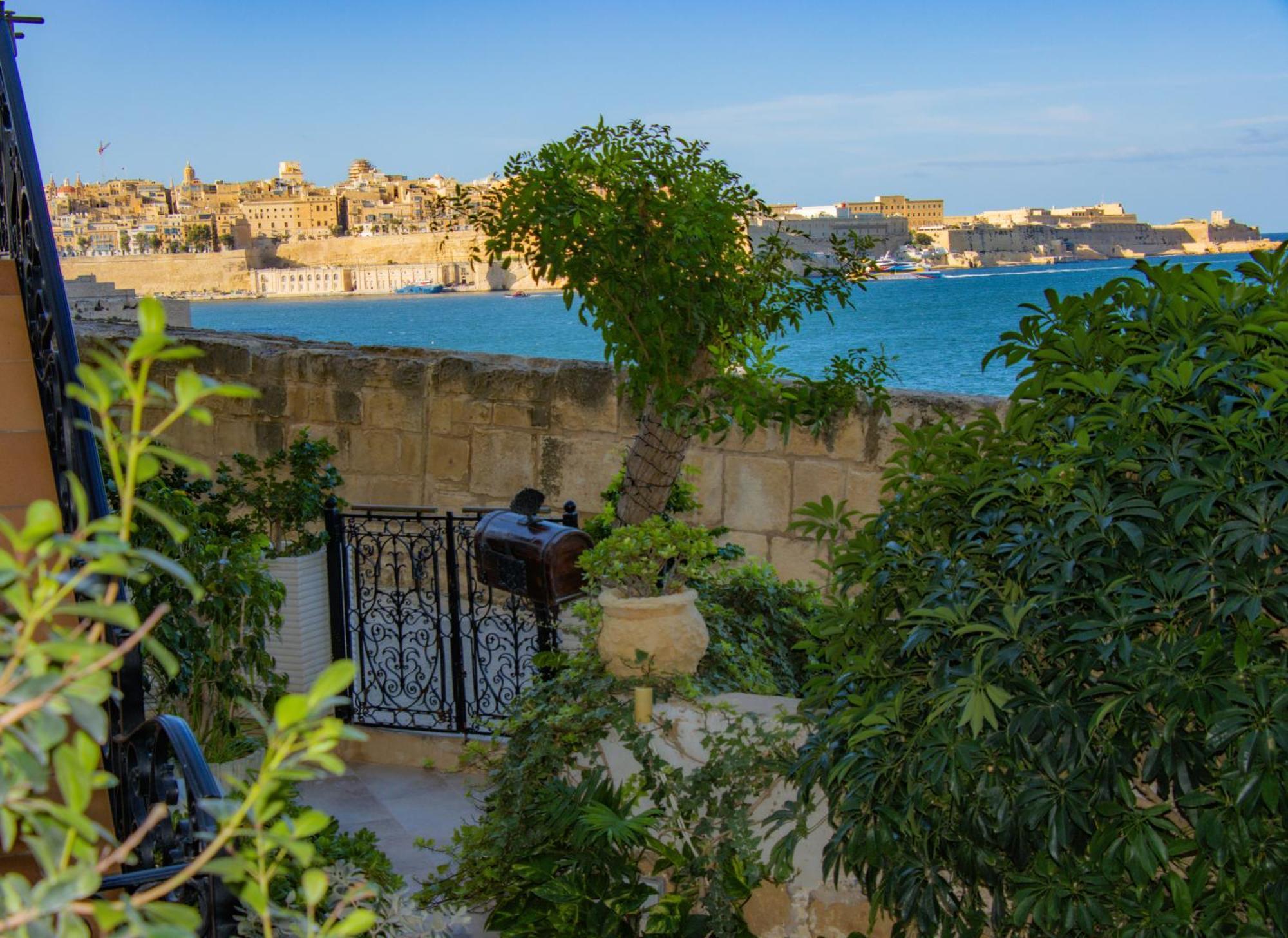 Seagull Birgu - Waterfront Home 외부 사진