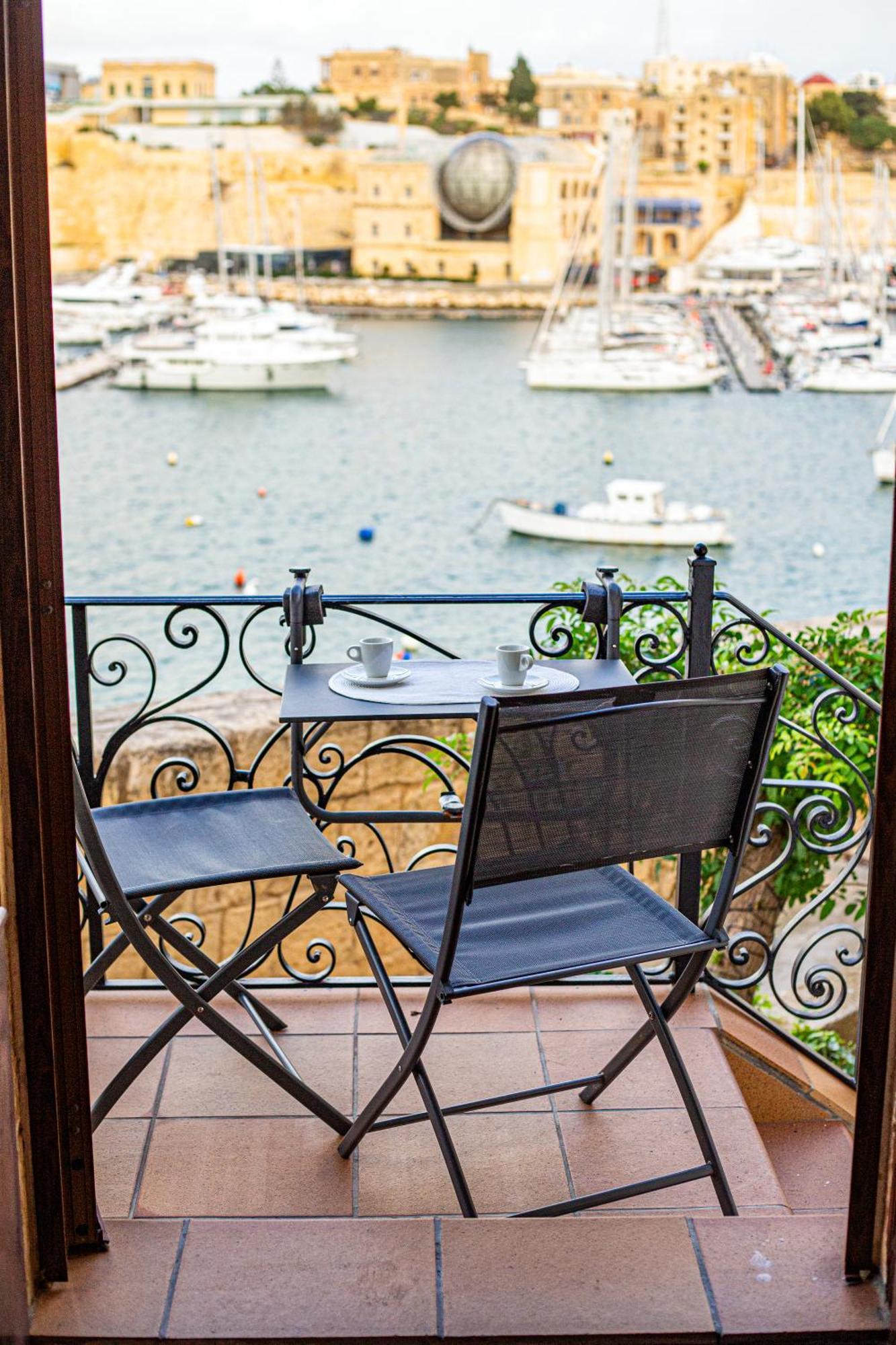 Seagull Birgu - Waterfront Home 외부 사진