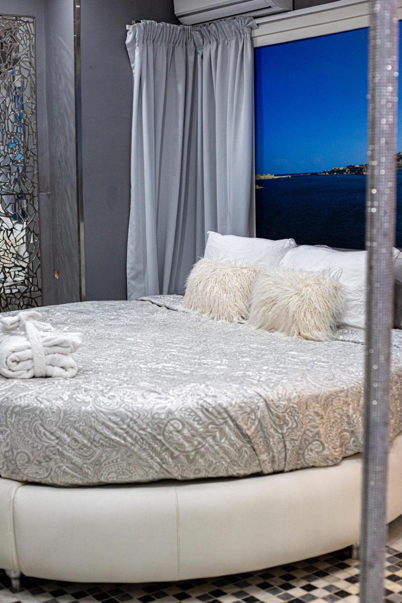 Seagull Birgu - Waterfront Home 외부 사진