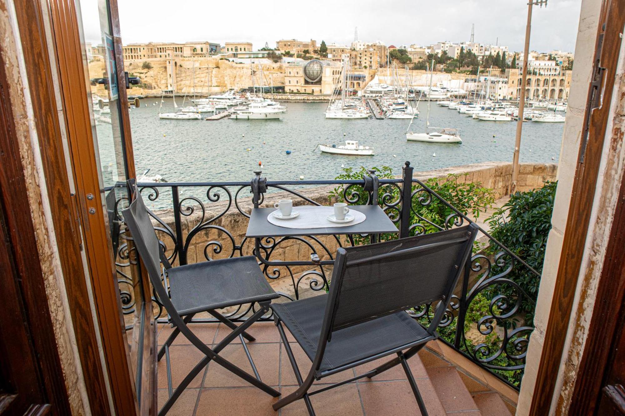 Seagull Birgu - Waterfront Home 외부 사진