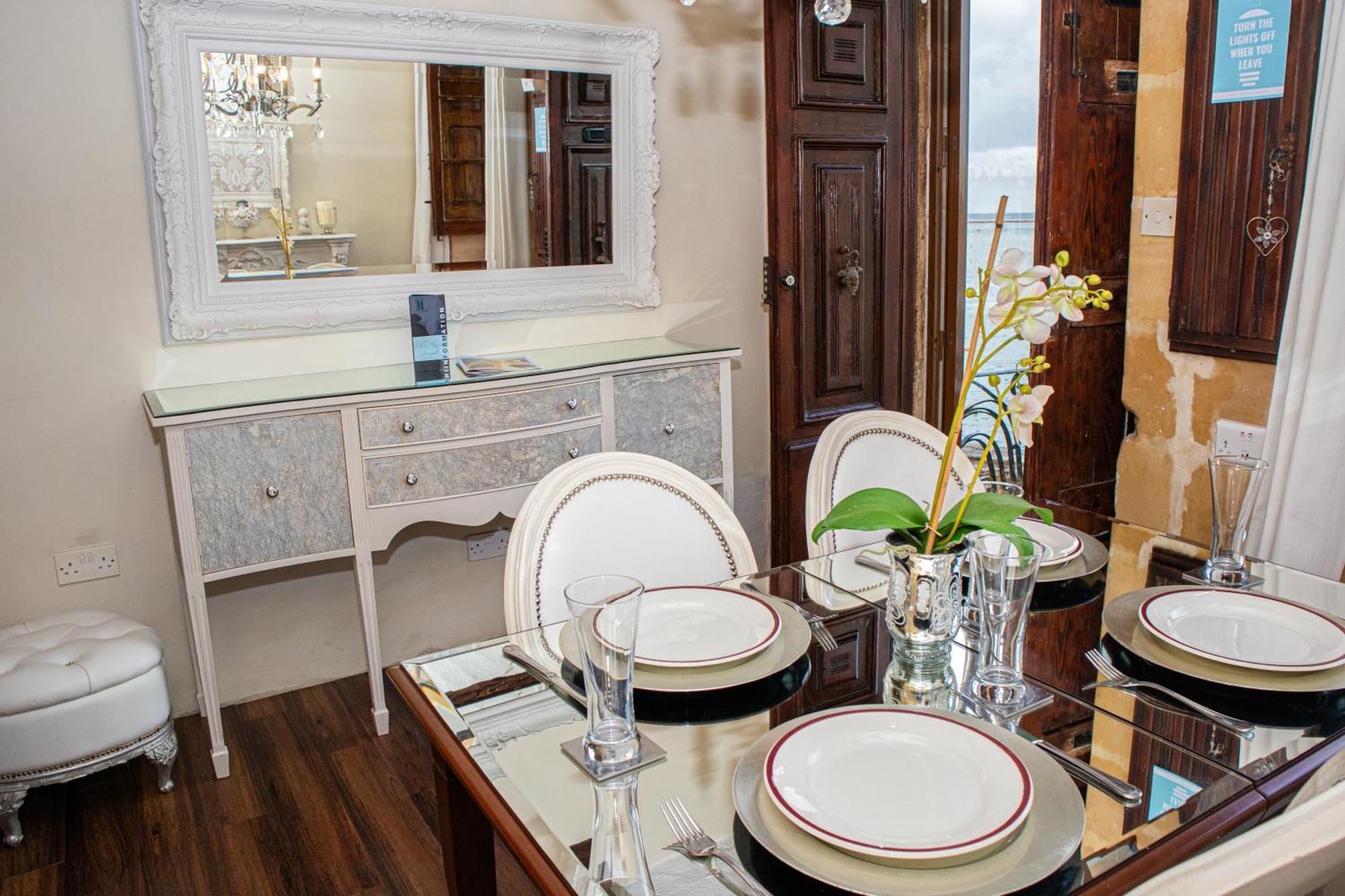 Seagull Birgu - Waterfront Home 외부 사진
